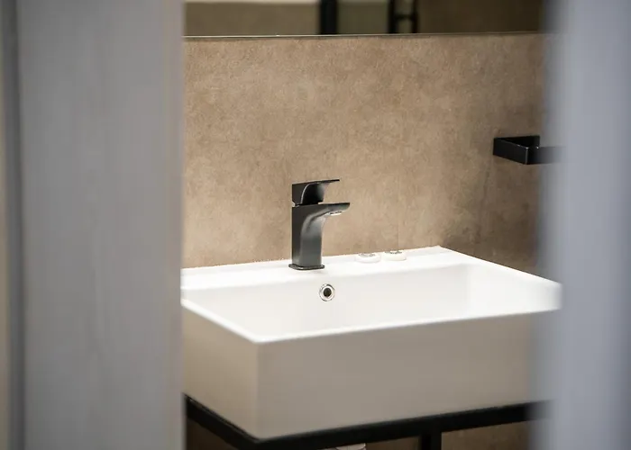 Ind.u Appart hôtel 3*