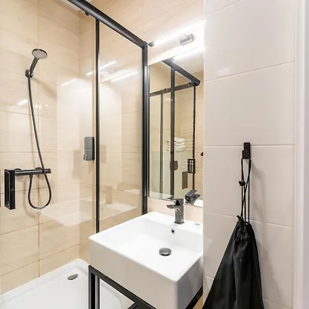 아파트호텔 Ind.u 코워브제크