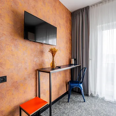 Ind.u Aparthotel 3*